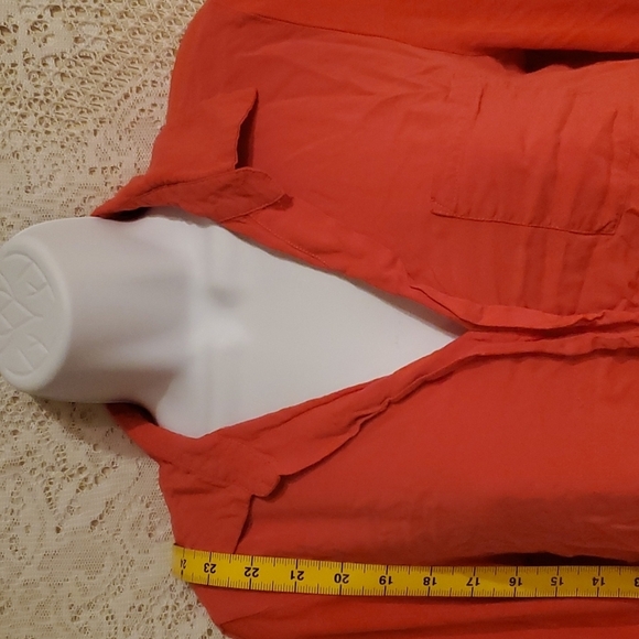 4/$20 Joseph A orange asymmetrical Long-sleeved button down top - Picture 5 of 12
